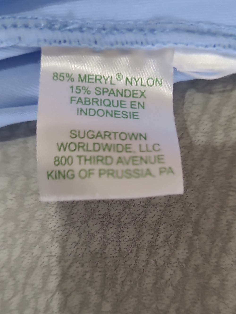 Lilly Pulitzer Light Blue Crewneck Long Sleeve Top Spf 50+ Size M - Picture 7 of 7